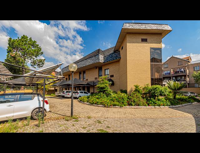 791M² OFFICE FOR SALE IN FERNDALE